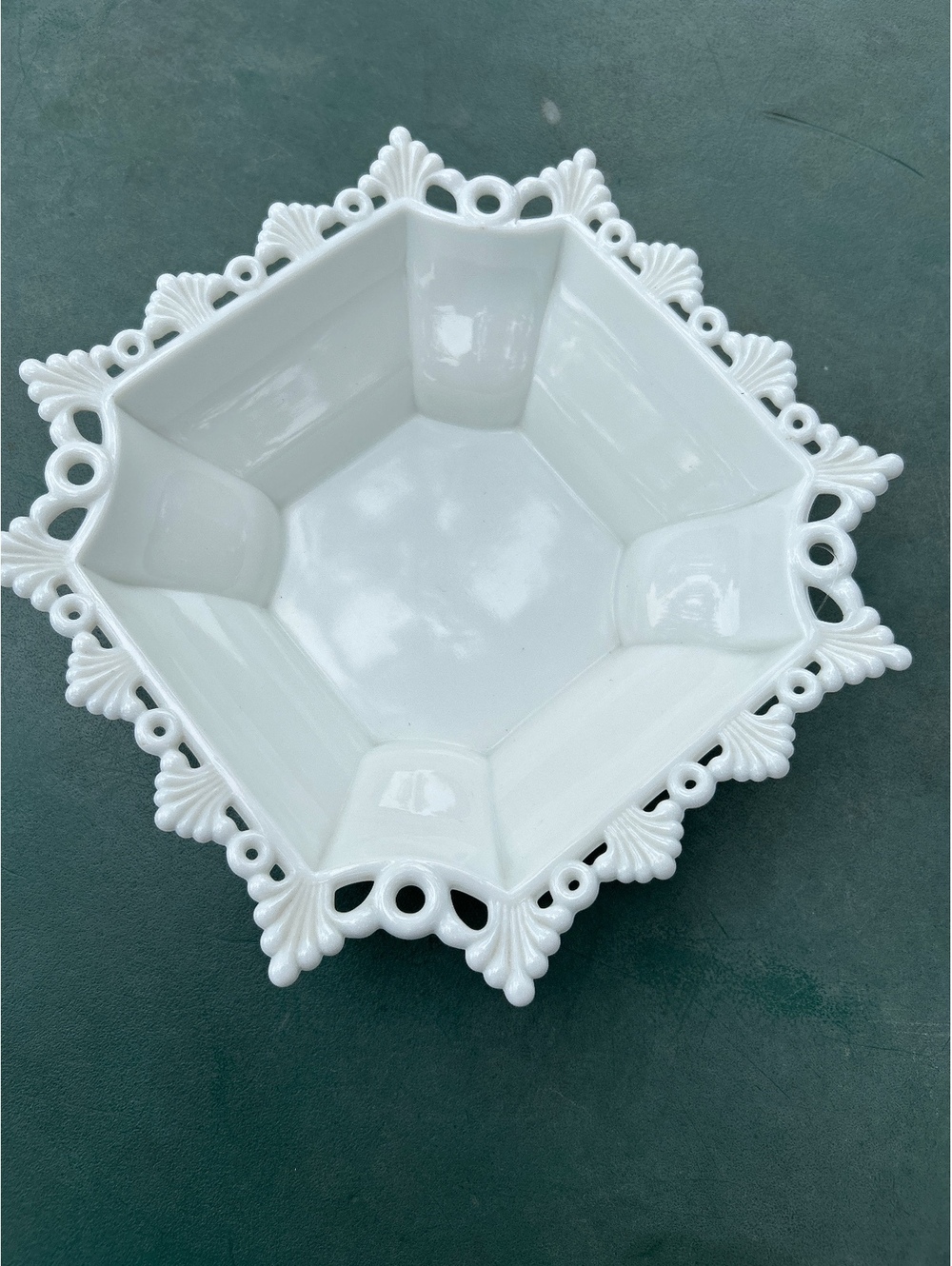 Vintage Westmoreland 10" Ring & Petal Octagon Bowl w/ Lace Edge